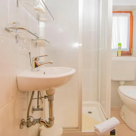 Punta & Vista In Krk Apartmán *