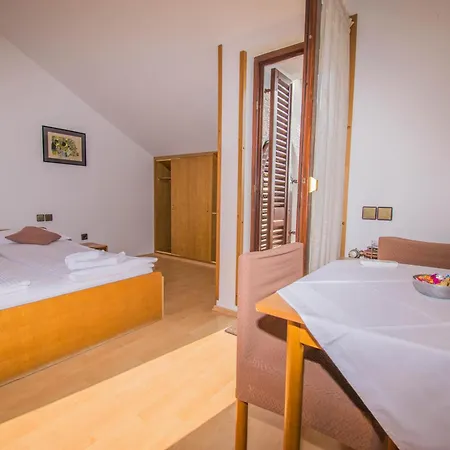 Apartment Punta & Vista In Krk Krk Town
