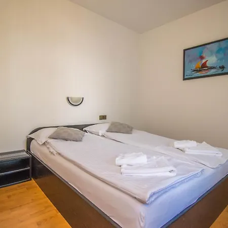 Punta & Vista In Krk Apartmán