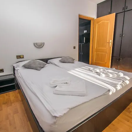 Punta & Vista In Krk Apartmán *