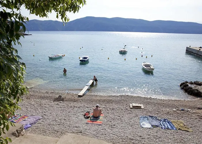 아파트 Punta & Vista In Krk *