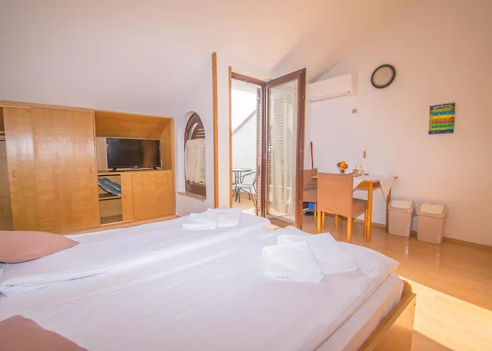 아파트 Punta & Vista In Krk